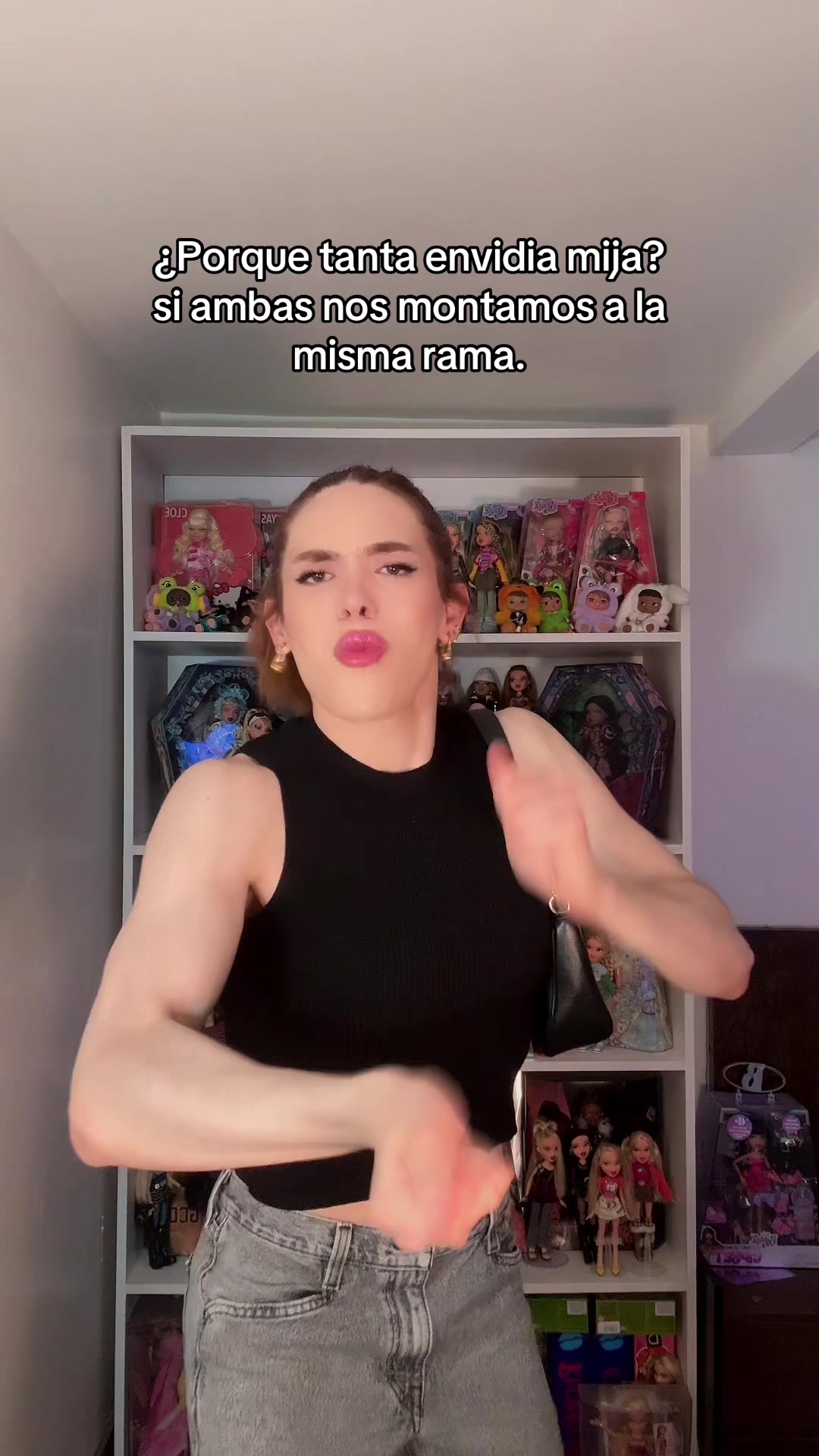 @Vecina Guera