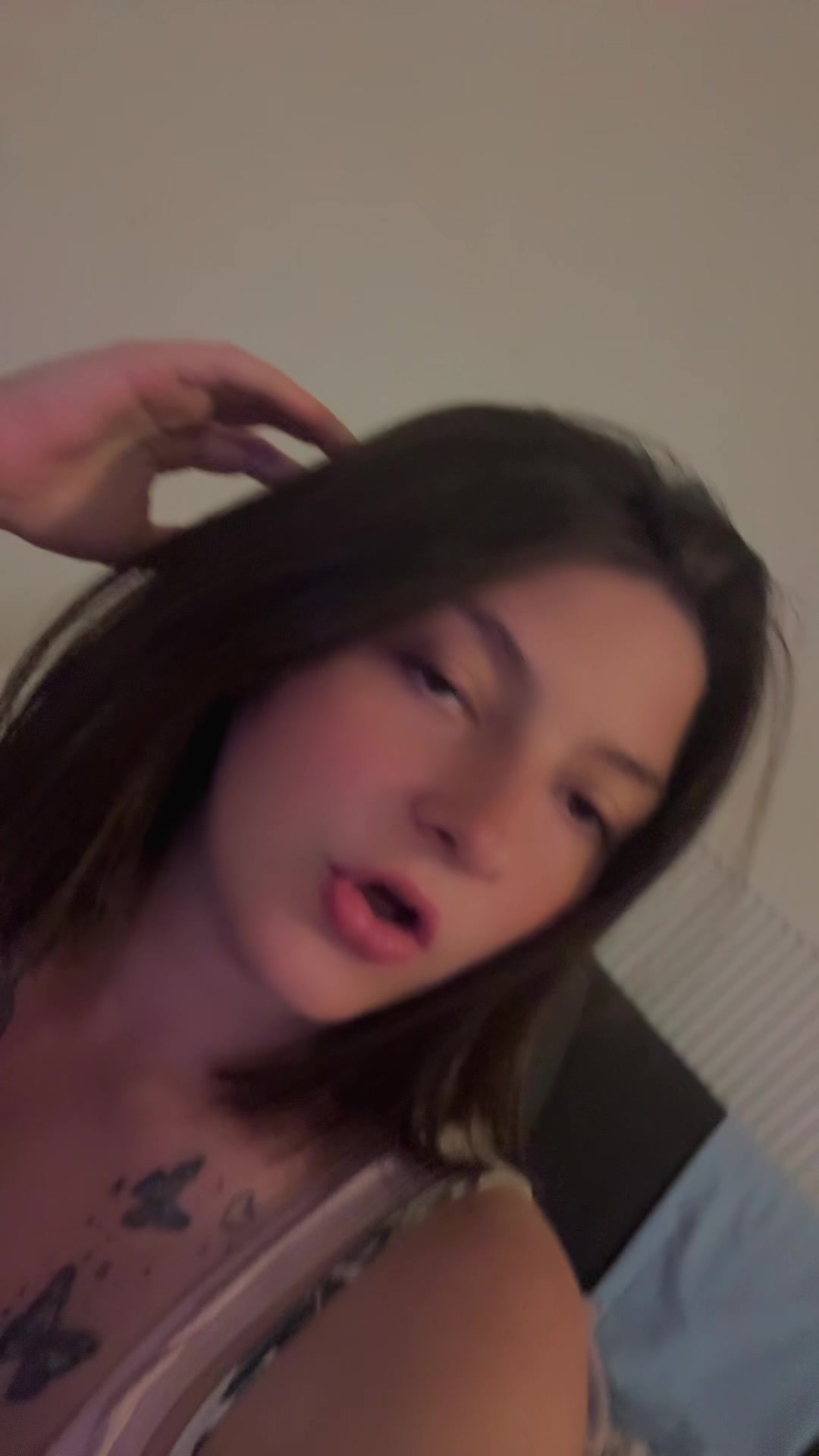 @vanyatje