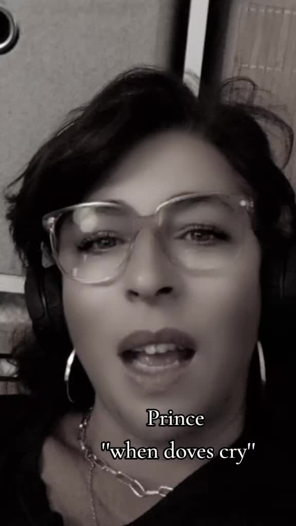 @🎤🎧 Lili MB✨