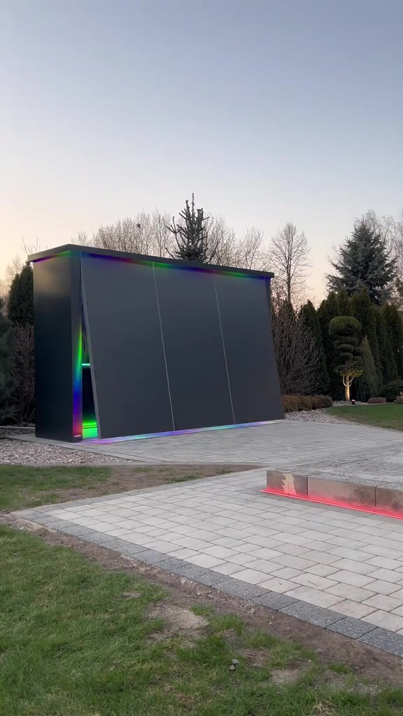 @Grilluxe Outdoor Kitchens