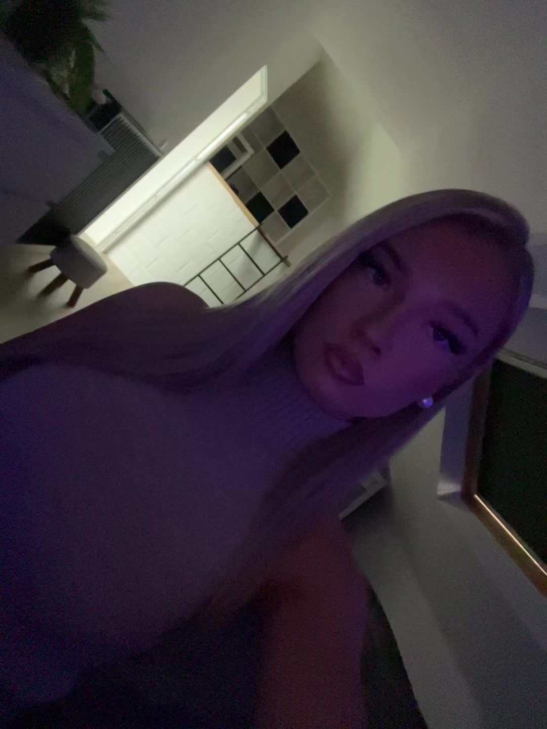 @Laly