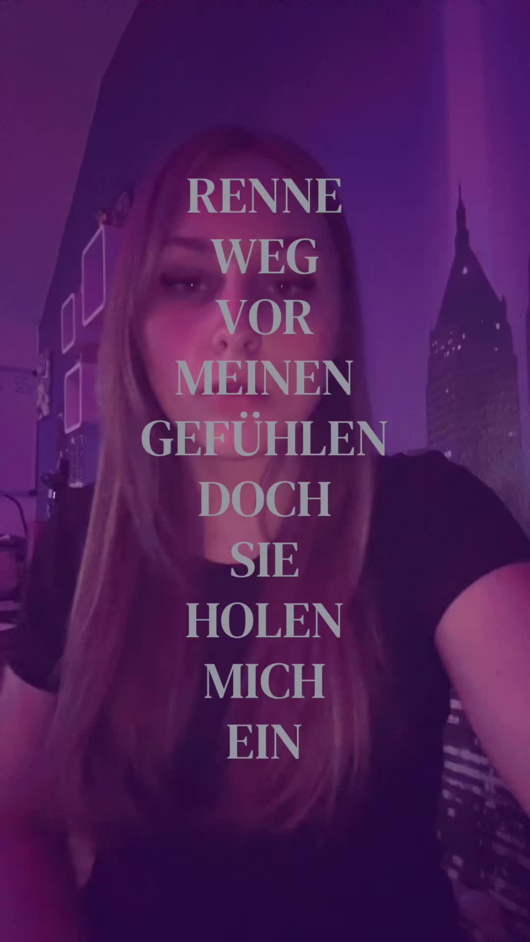 @Leonie👾