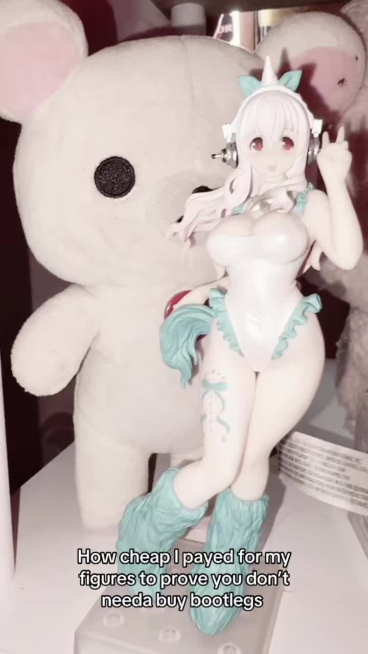 @‧₊˚ ⋅♡𝖎𝖘𝖆𝖆𝖈♡‧₊˚ (cis guy)