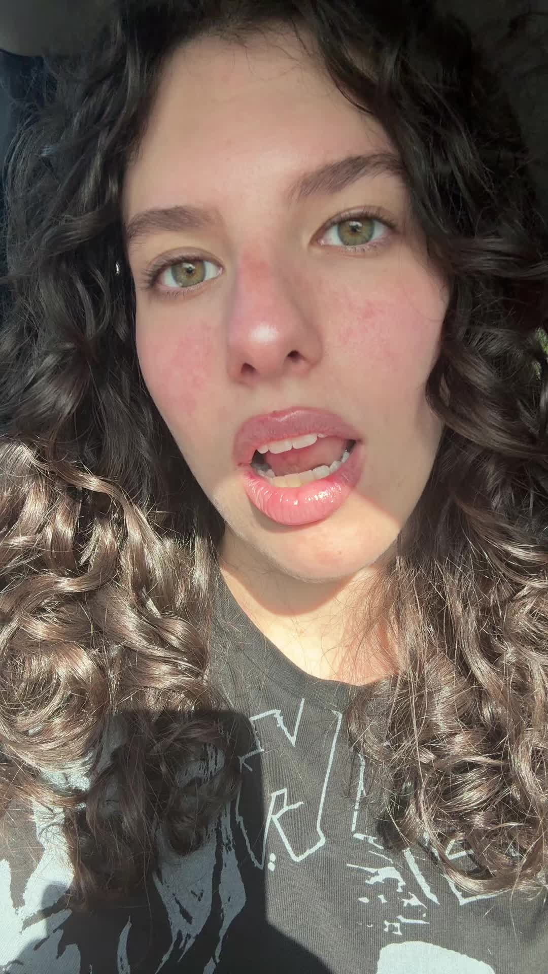 @darin.c0m