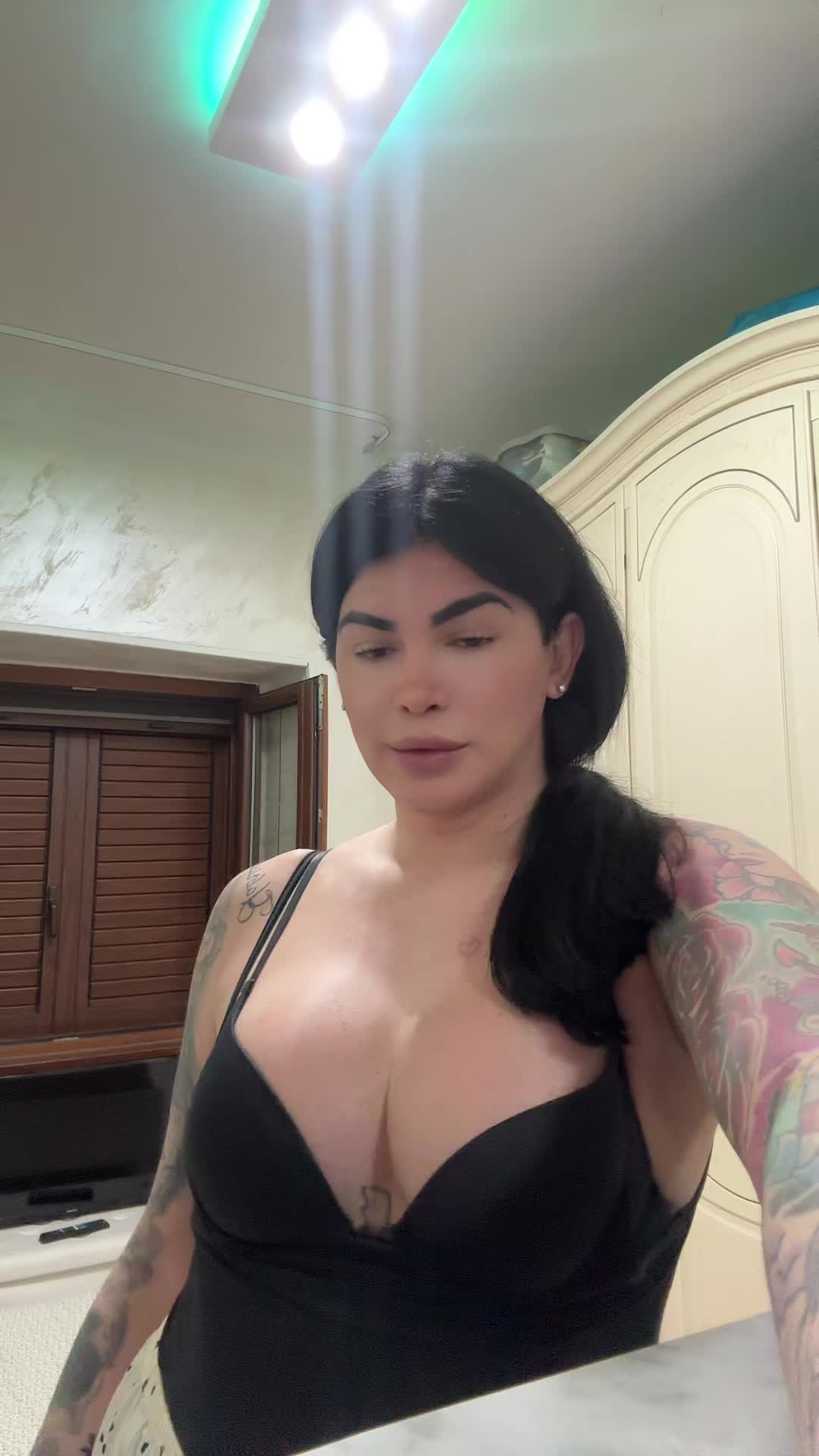 @𝑽𝒊𝒕𝒕𝒐𝒓𝒊𝒂👑