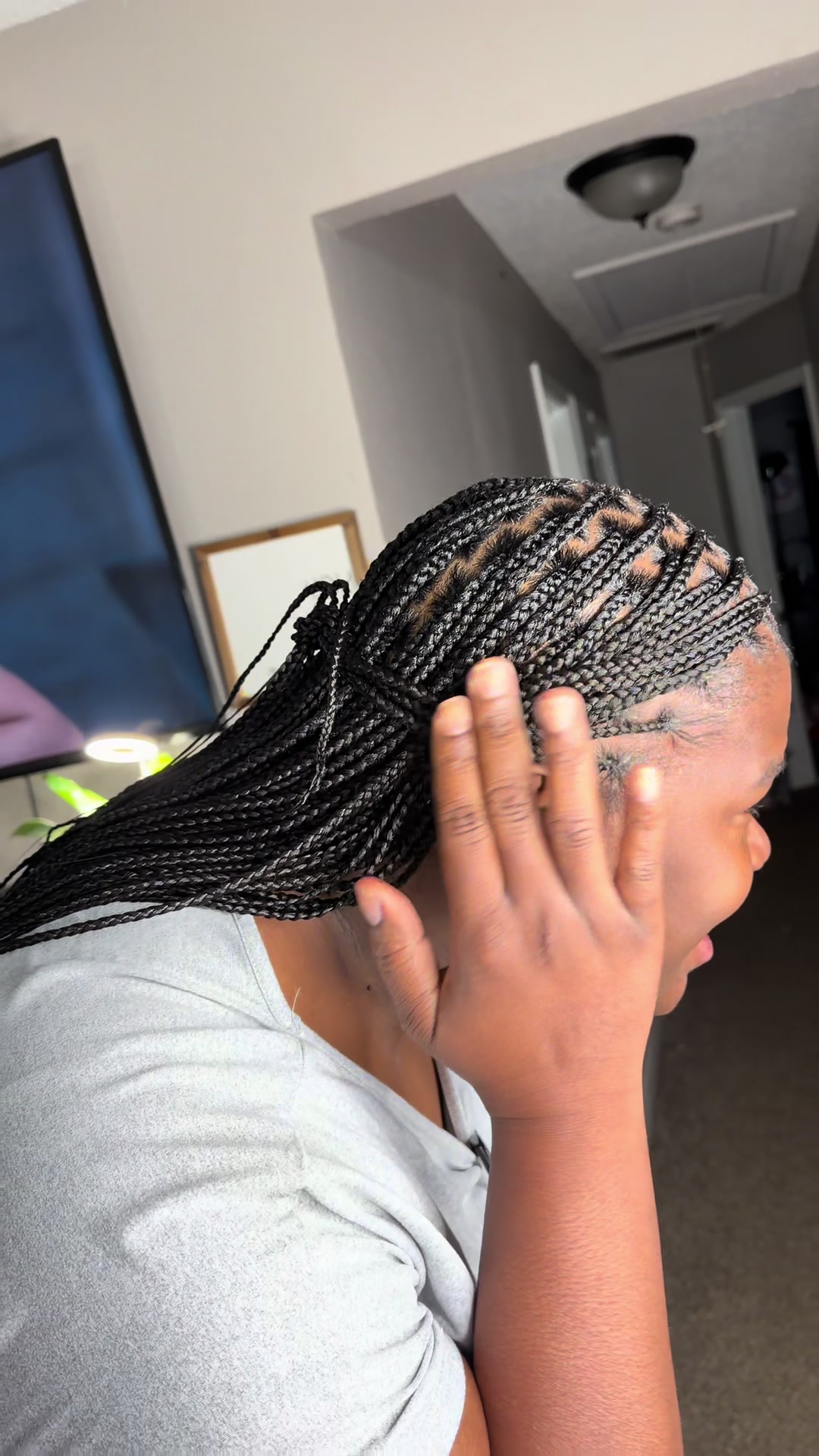 @NicoleK | Memphis Braider