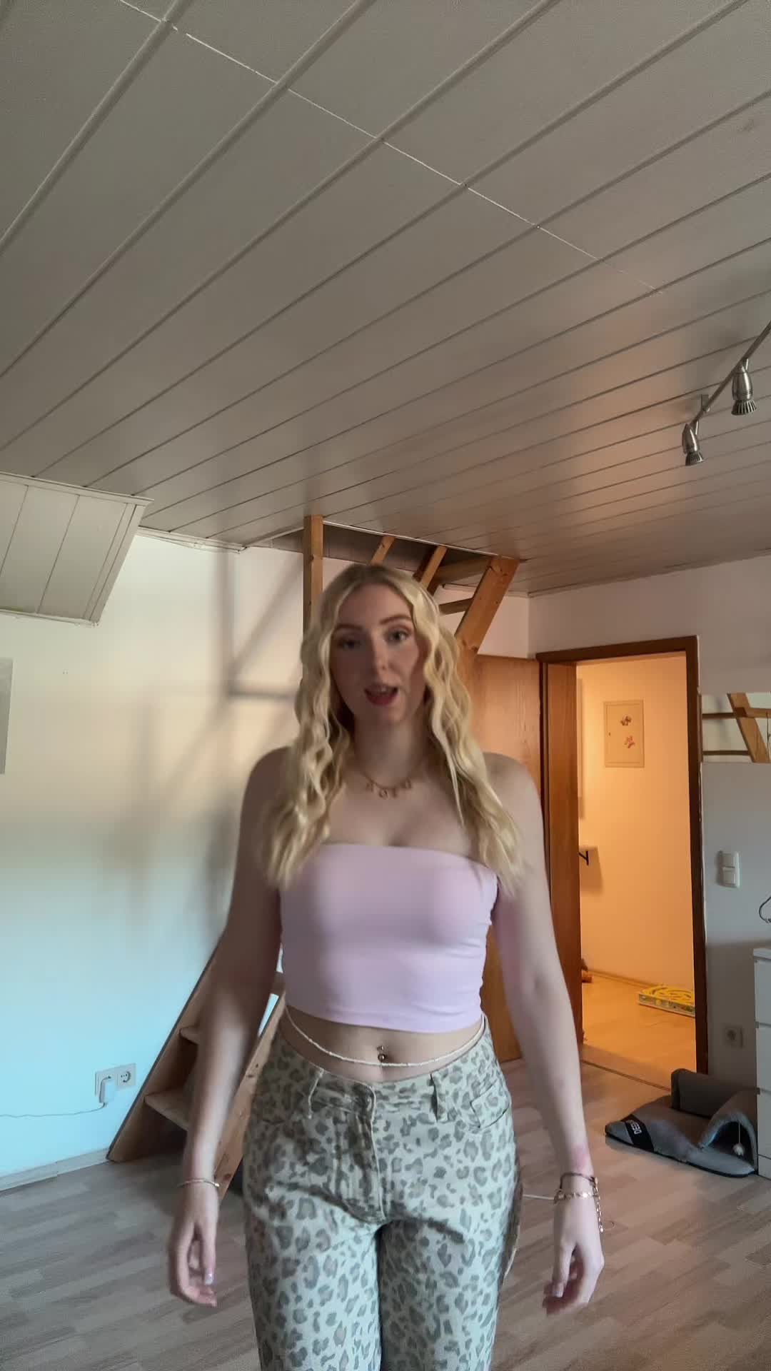 @b._.lea