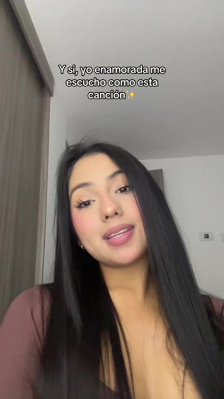@Gabs_