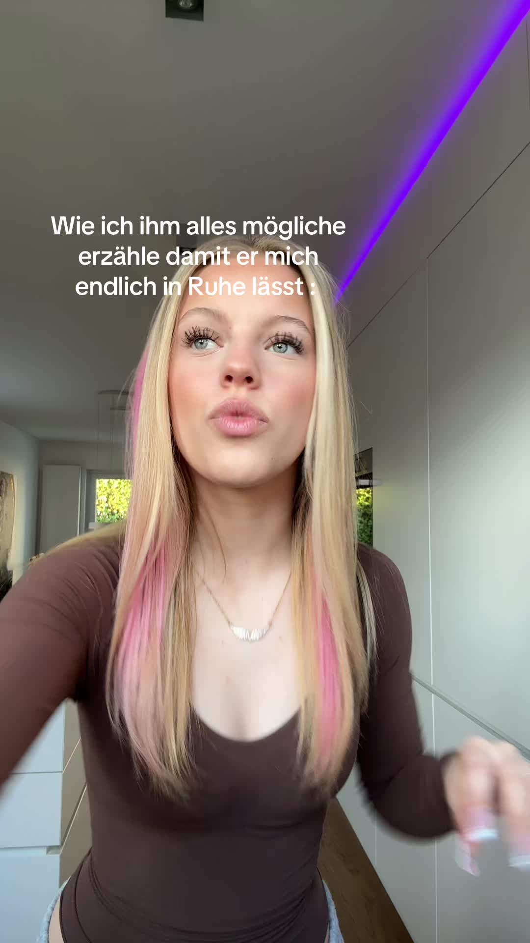 @NELE 🦭