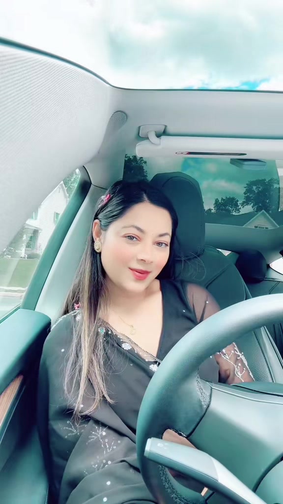 @Naina_🕊️🦋