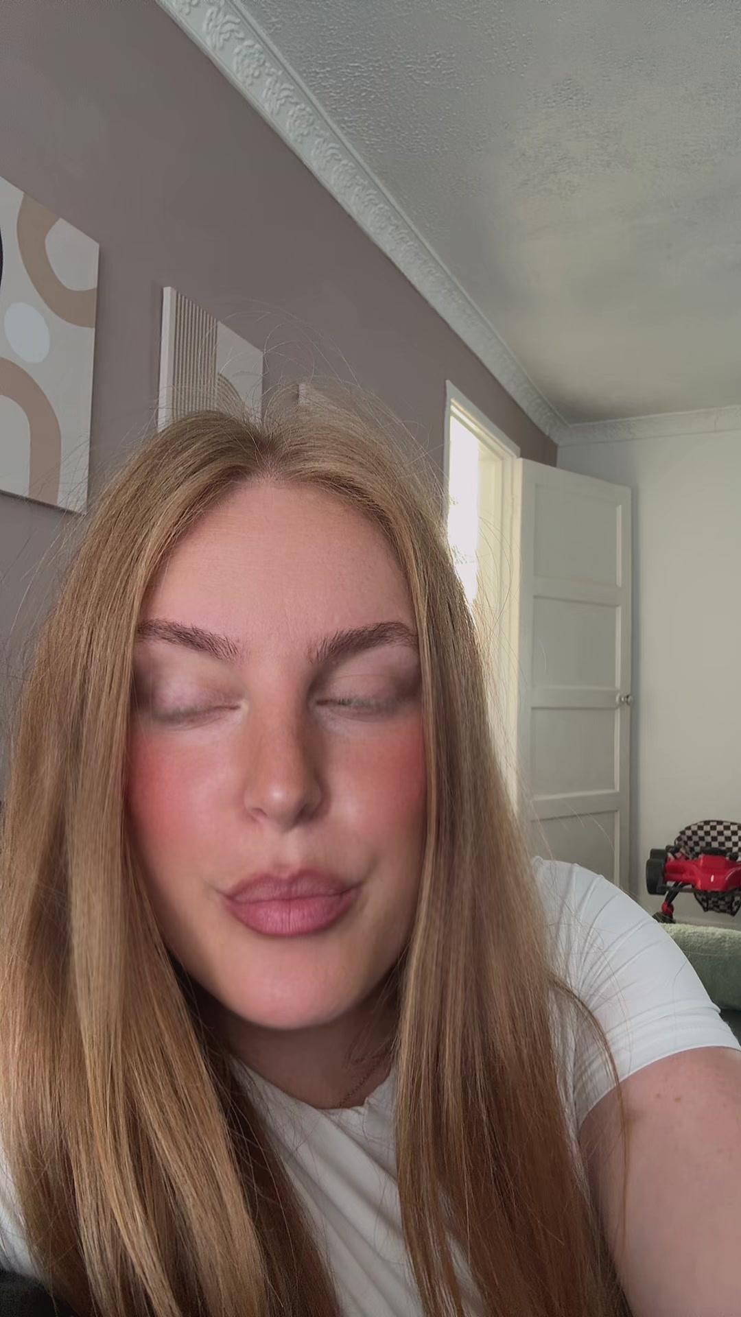 @𝓚𝓮𝓲𝓻𝓪 𝓵𝓸𝓾𝓲𝓼𝓮