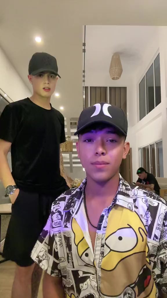 @Luisito✨