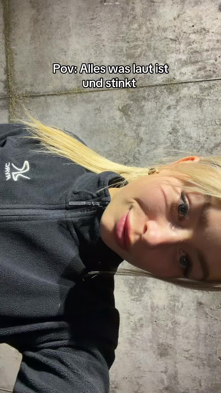 @Annikaleibold