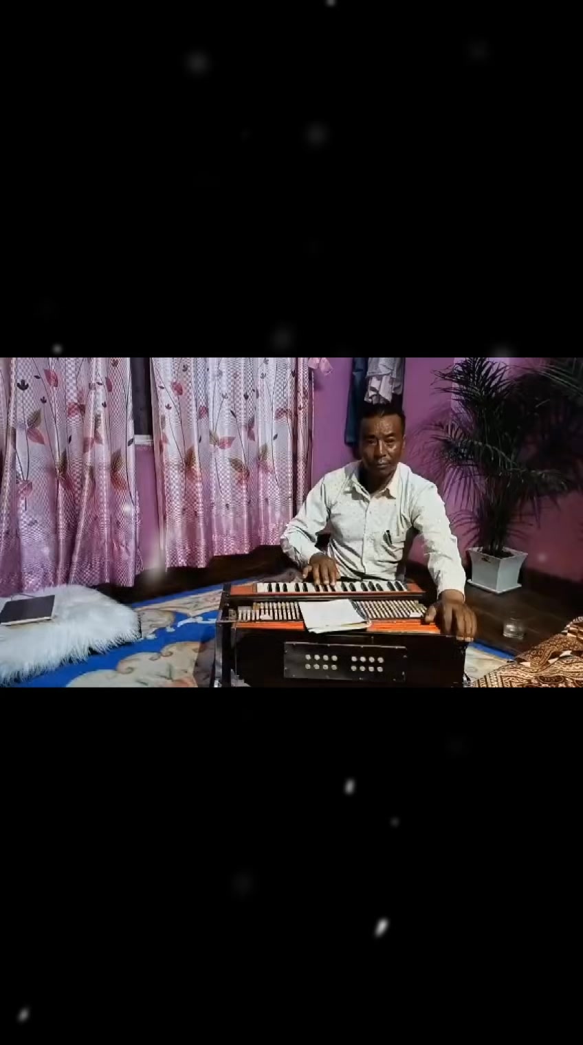 @भक्तलाल श्रेष्ठ