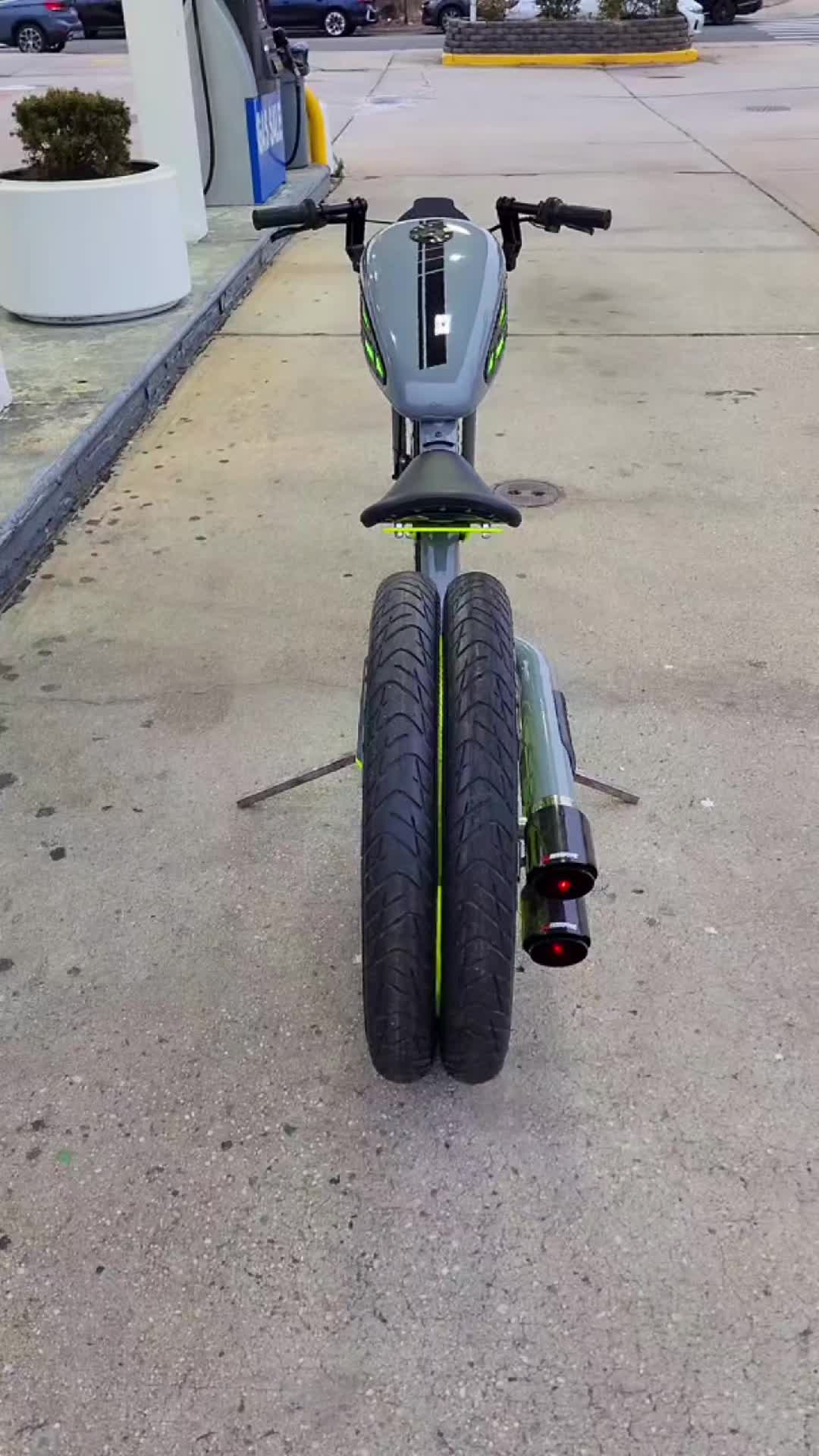 @Jrat Customs