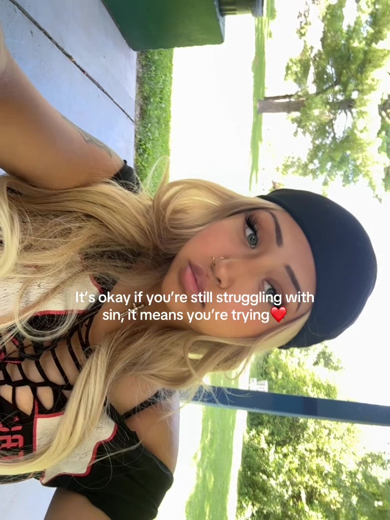 @Chiquis