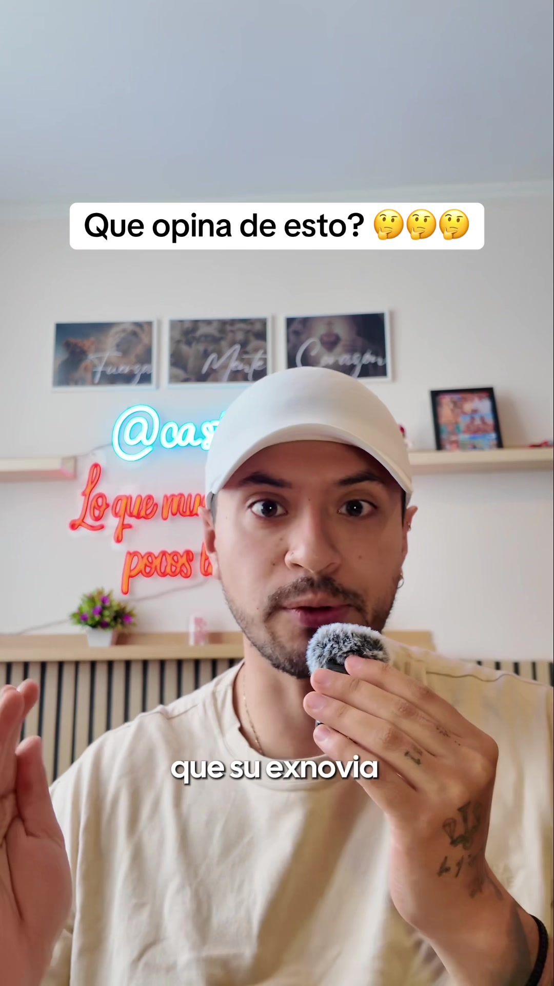@castel.col