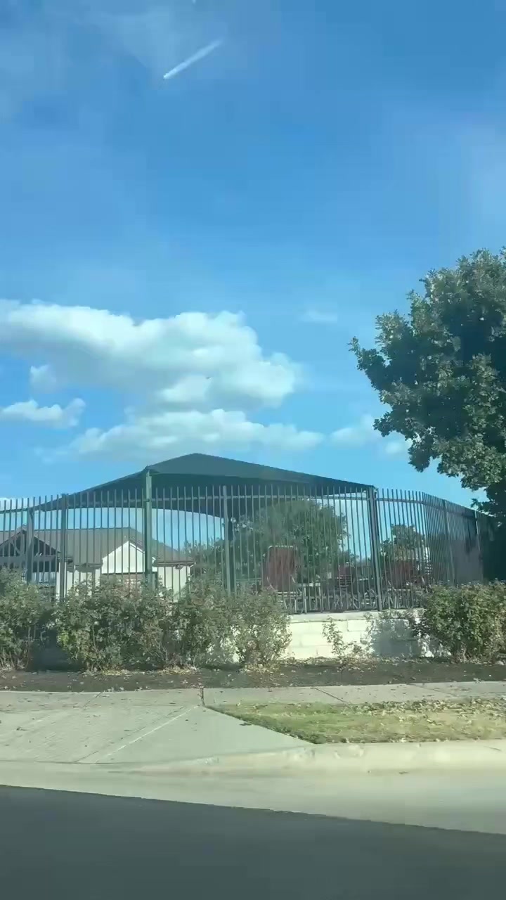 @ek ajanabi
