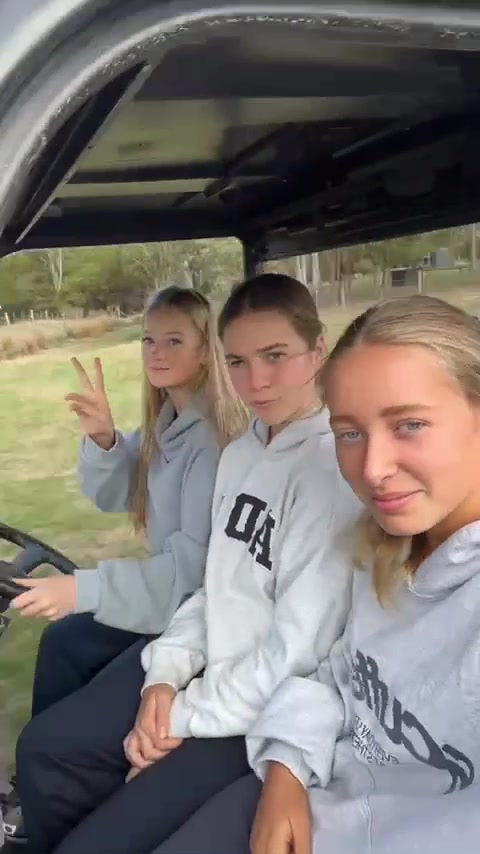@looneyytunes10