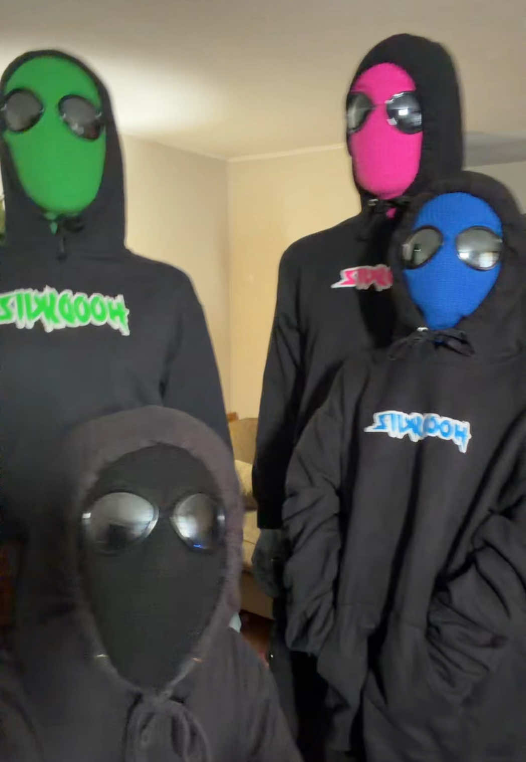 @HoodSkiiz