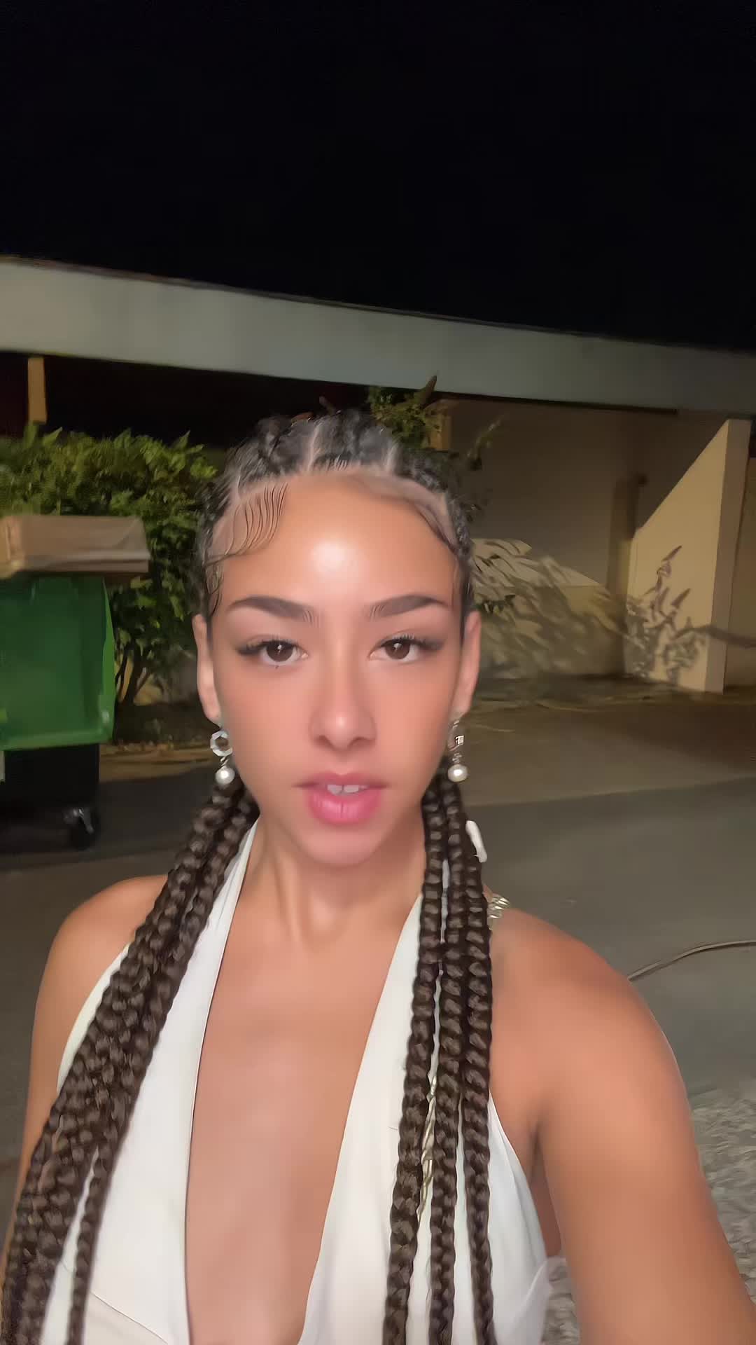 @Anaislrs