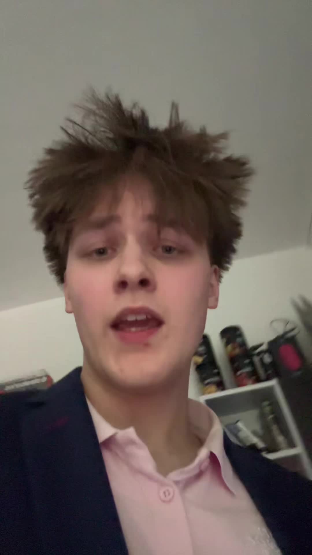 @redrosetroy