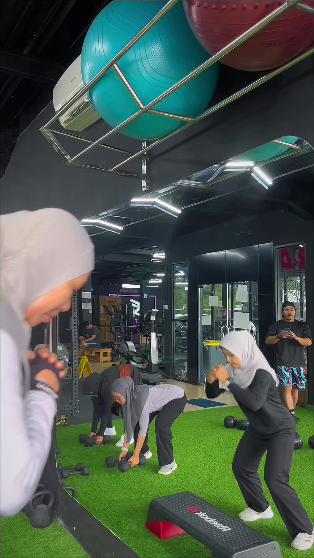 @EXTIRA_GYM