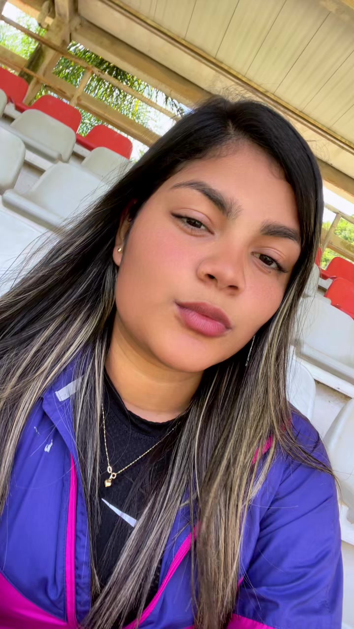 @👸🏽