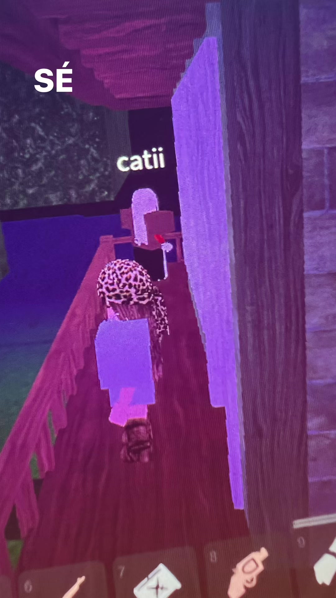 @𝐄𝐦𝐦𝐚