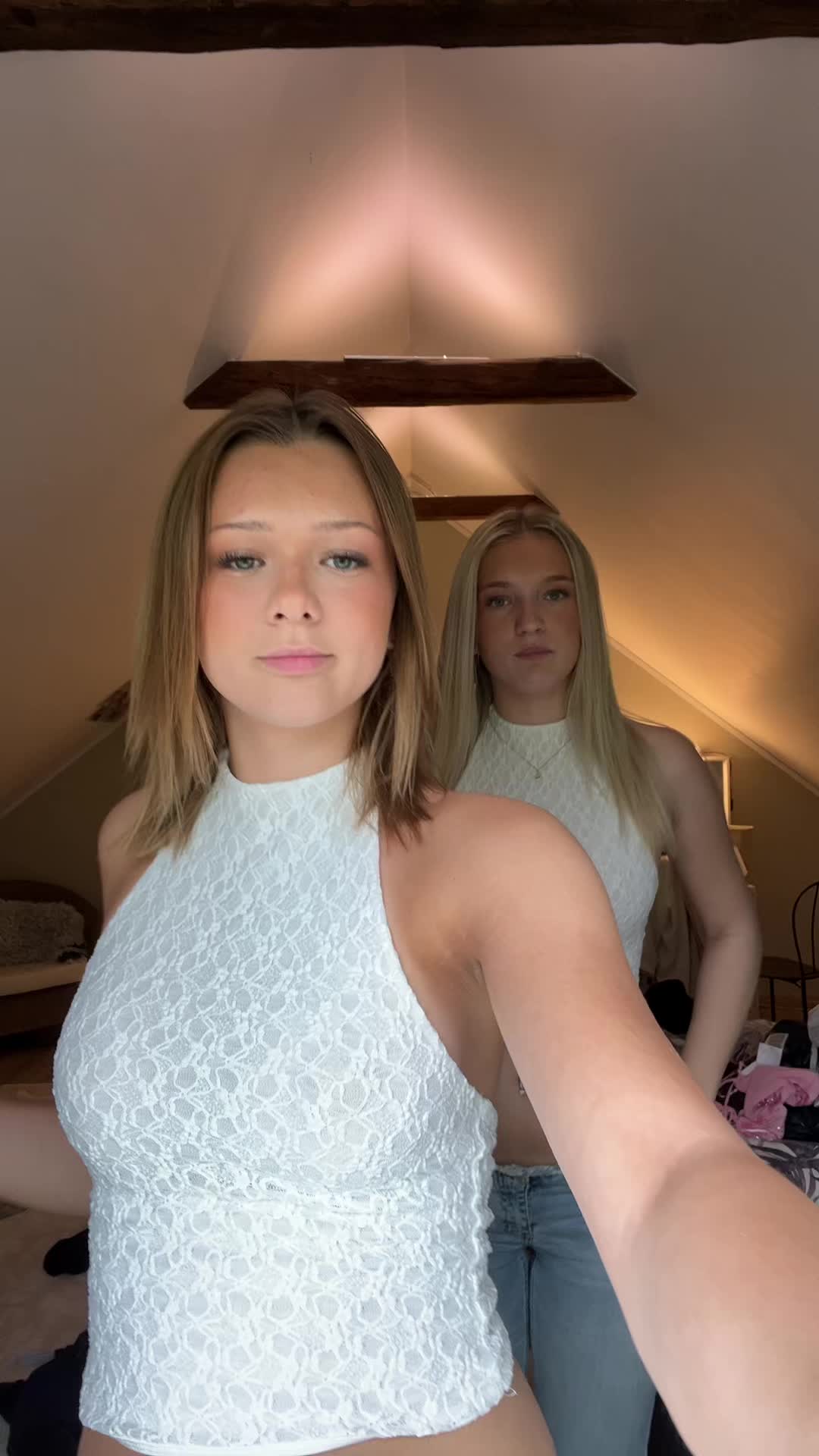 @Stella