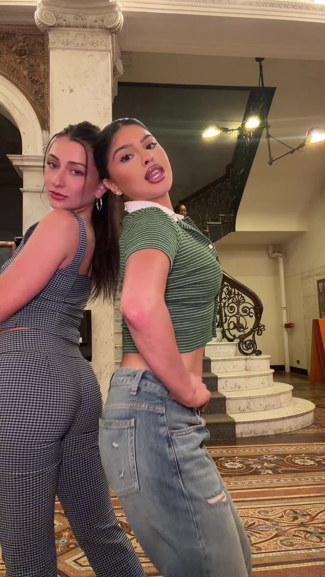 @Malia