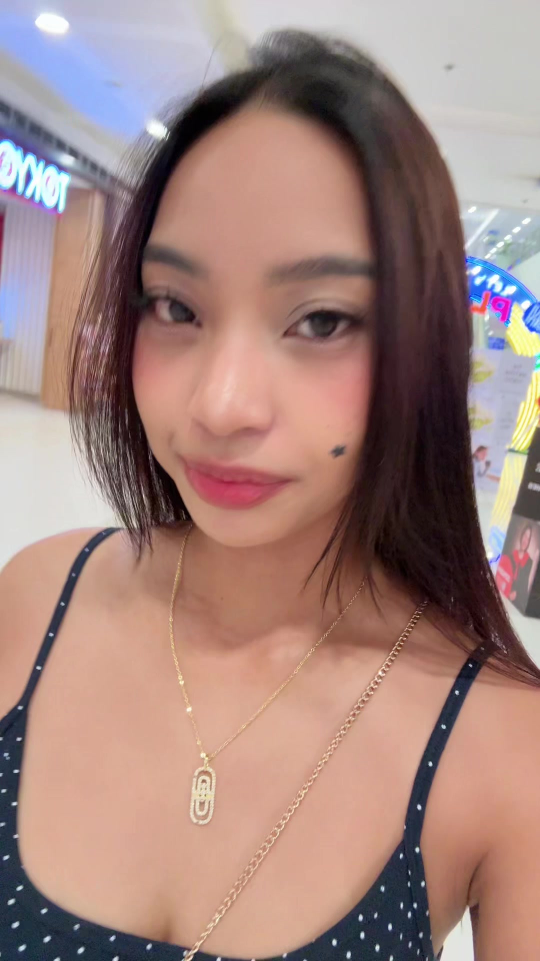 @naomibby
