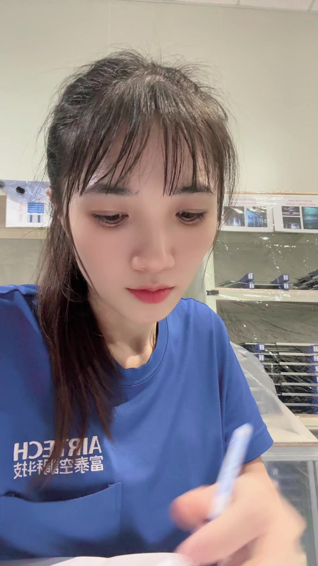 @ɱíʈ_ướʈ_37 💍