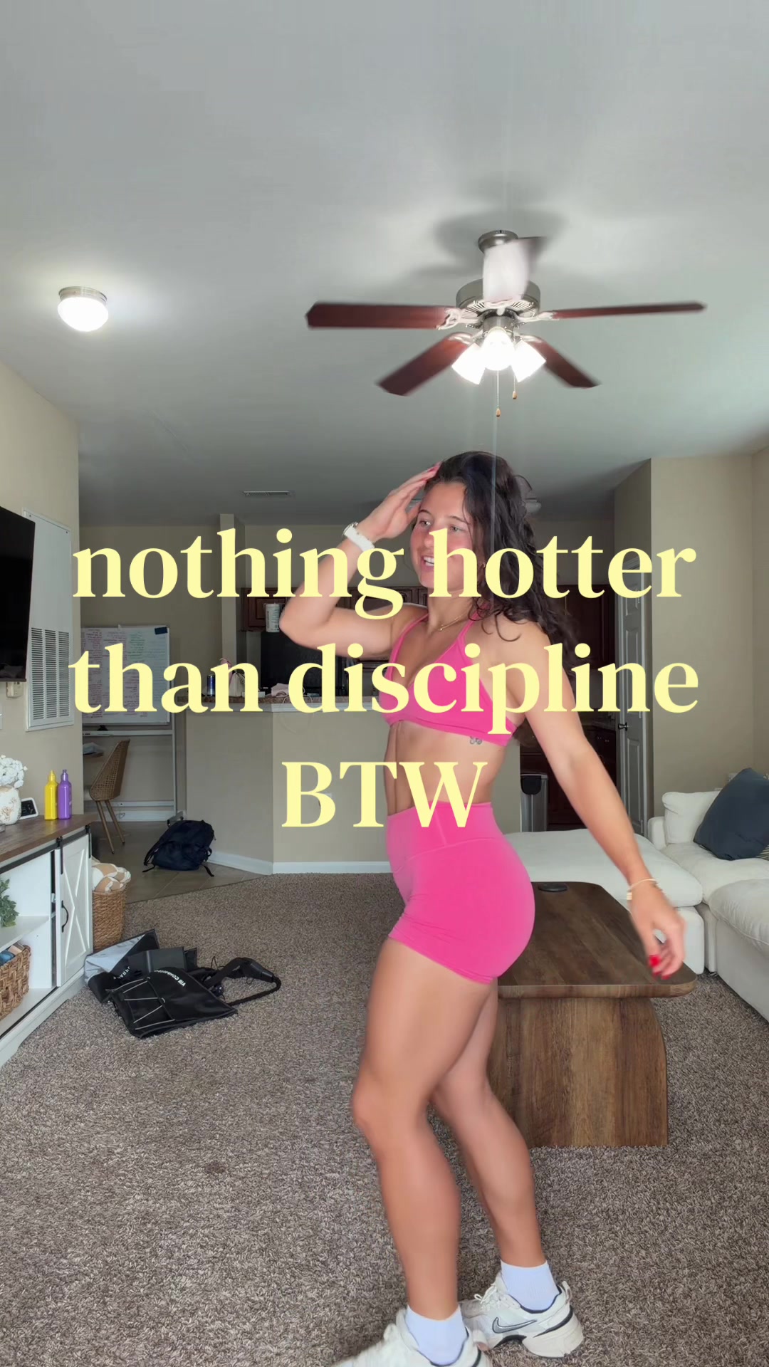 @romiellewellyn