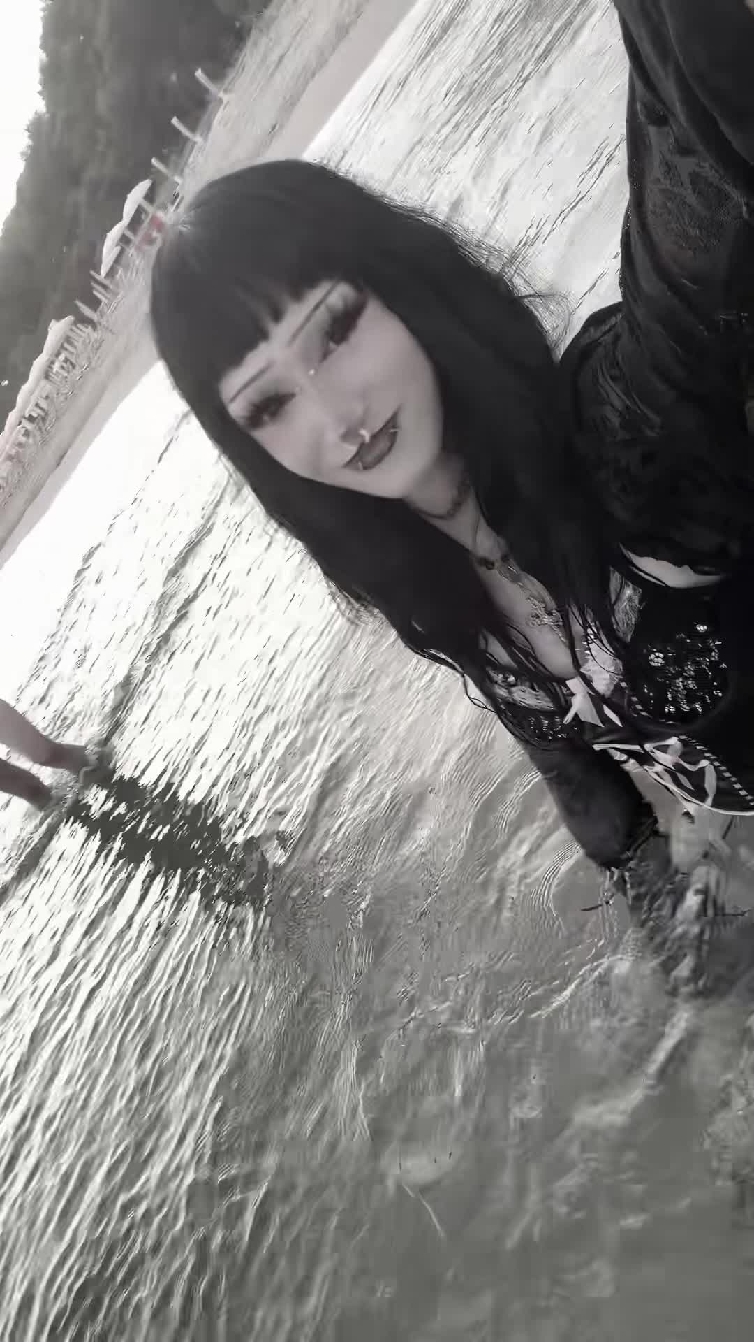 @LiliaLia