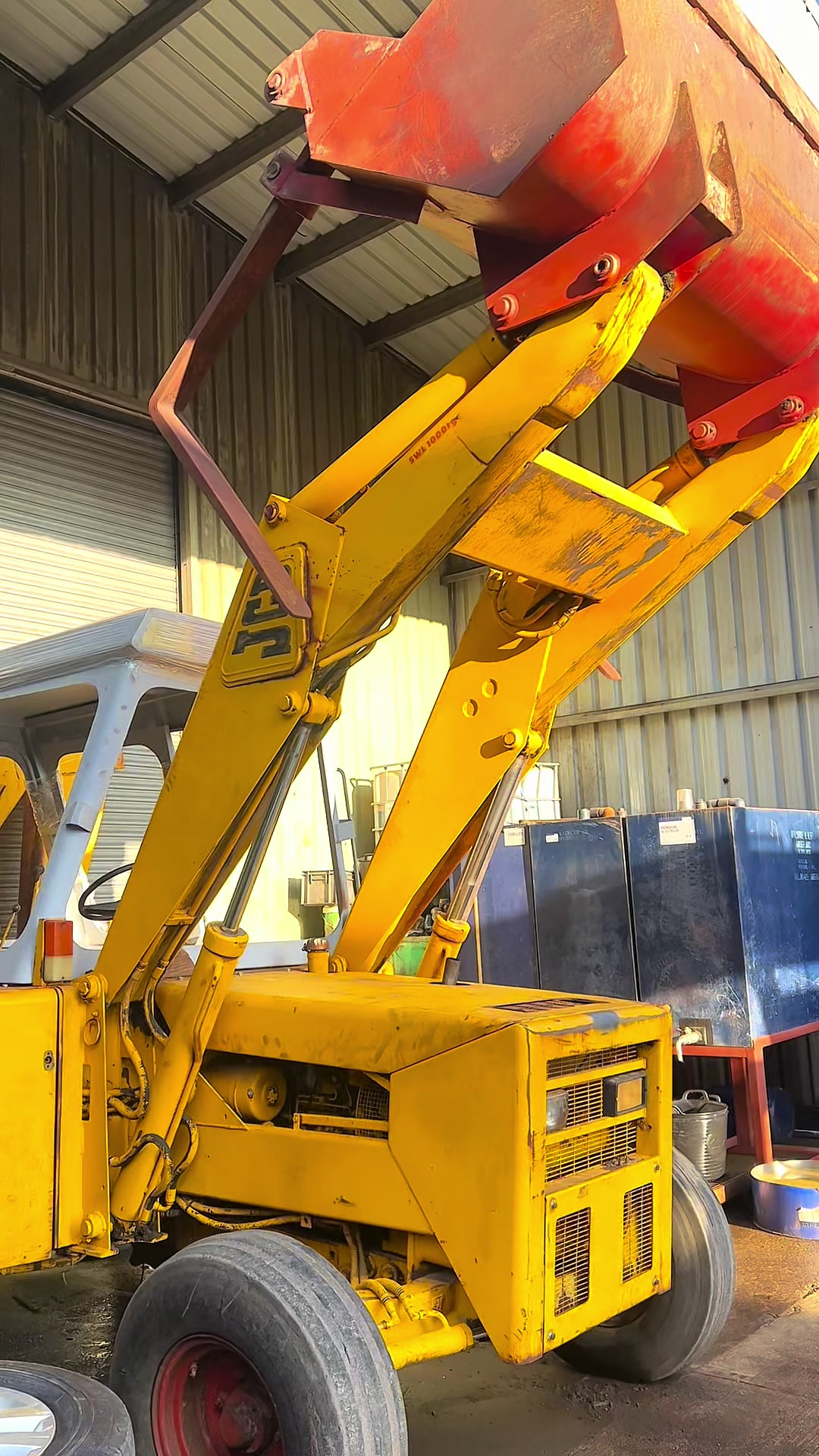 @Retro JCB