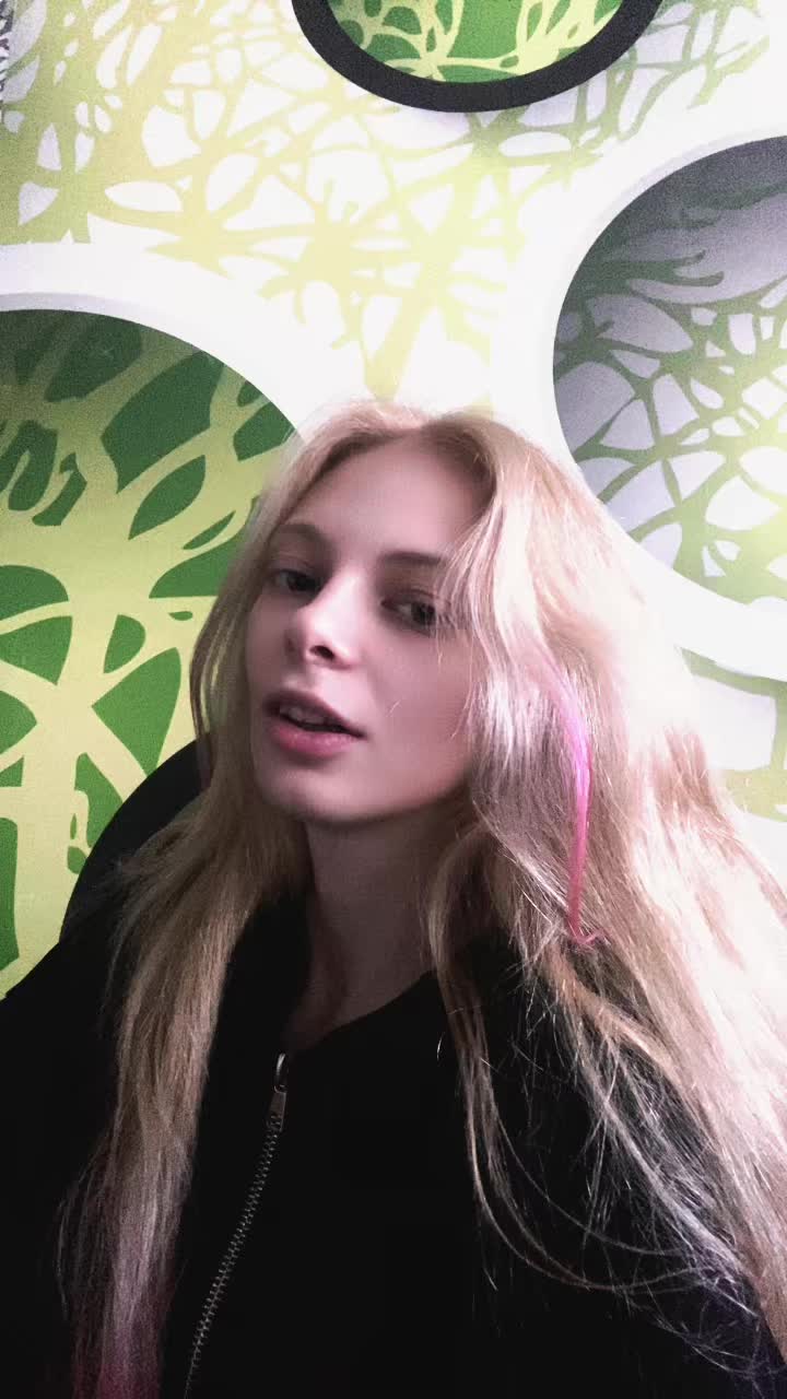 @Милк Шейк🥰