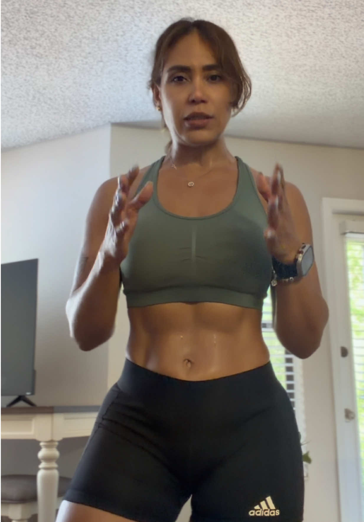 @Alexa Candamil