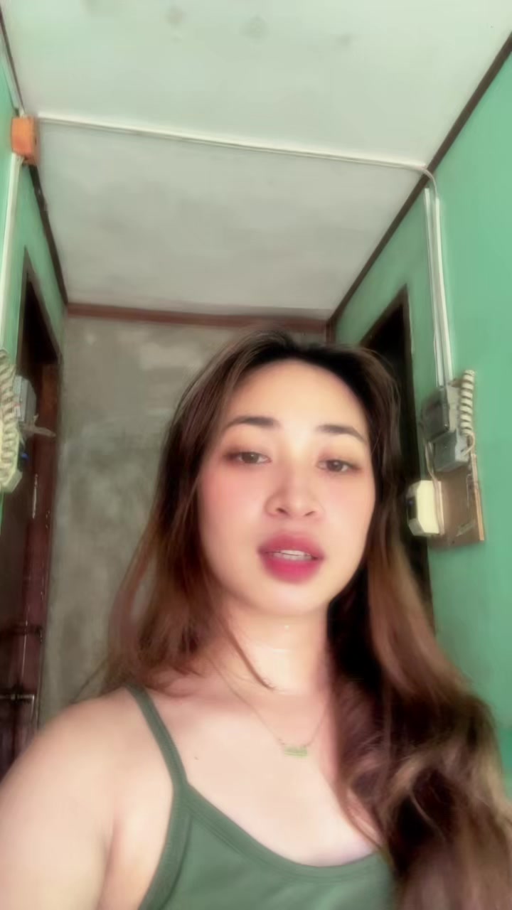 @Lara