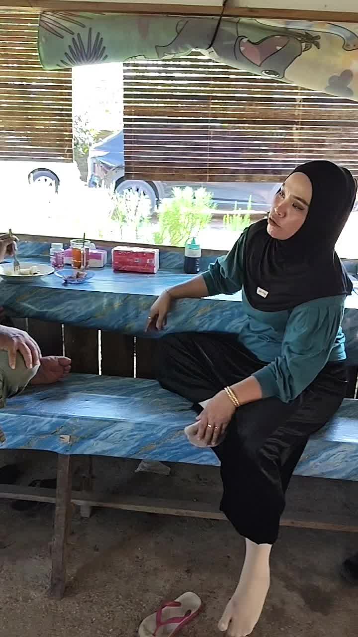 @warung katupat acil ella