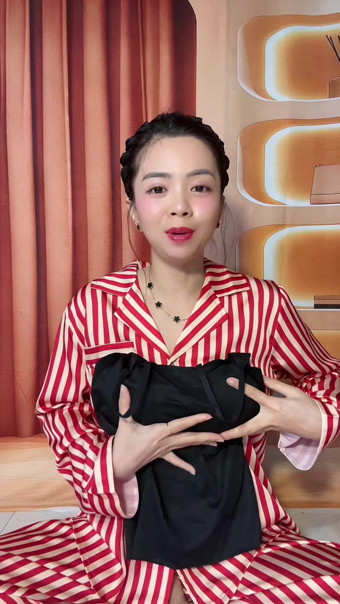 @Em Cẩm Nè
