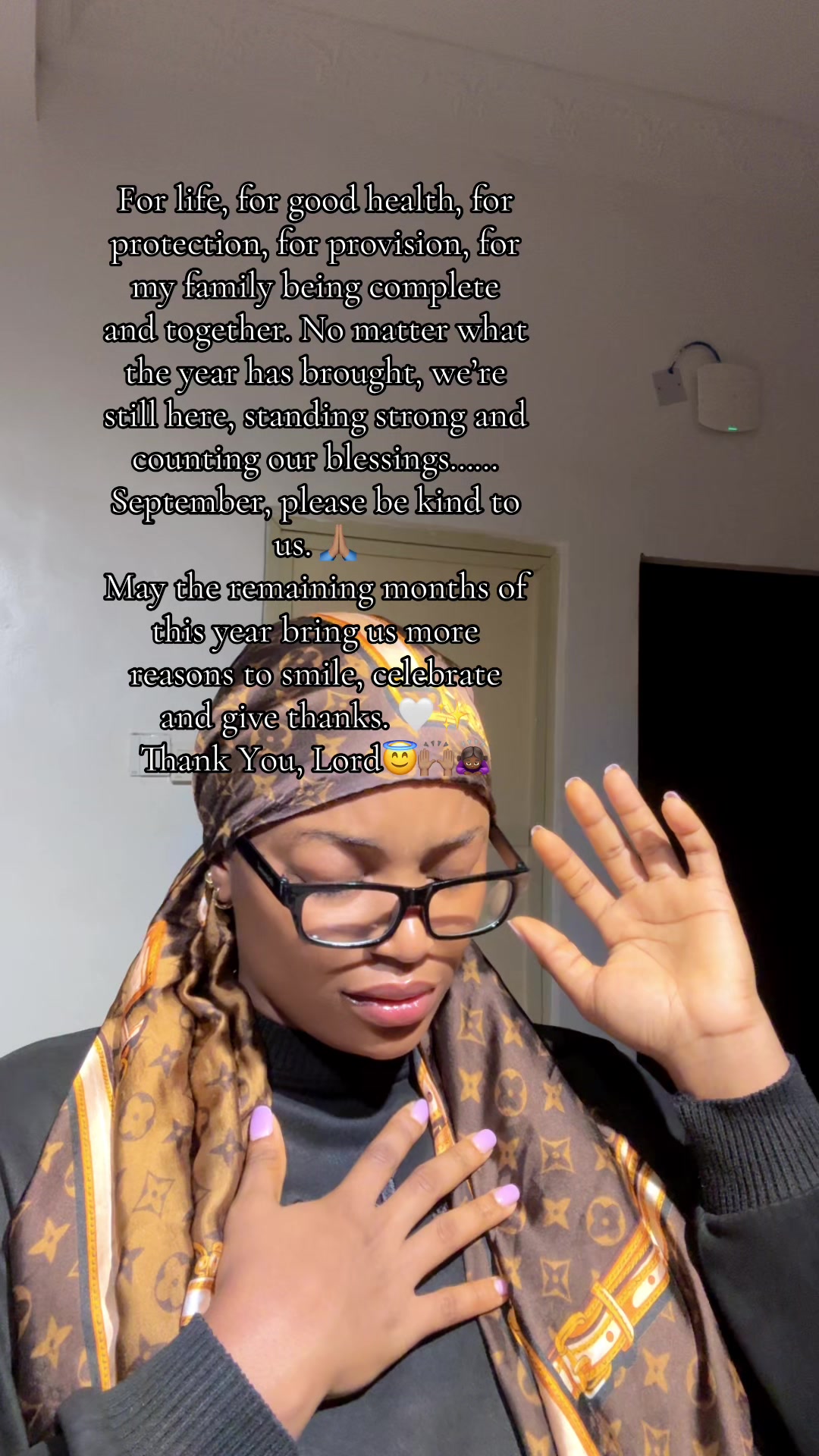 @NOVA ✨🖤🍃