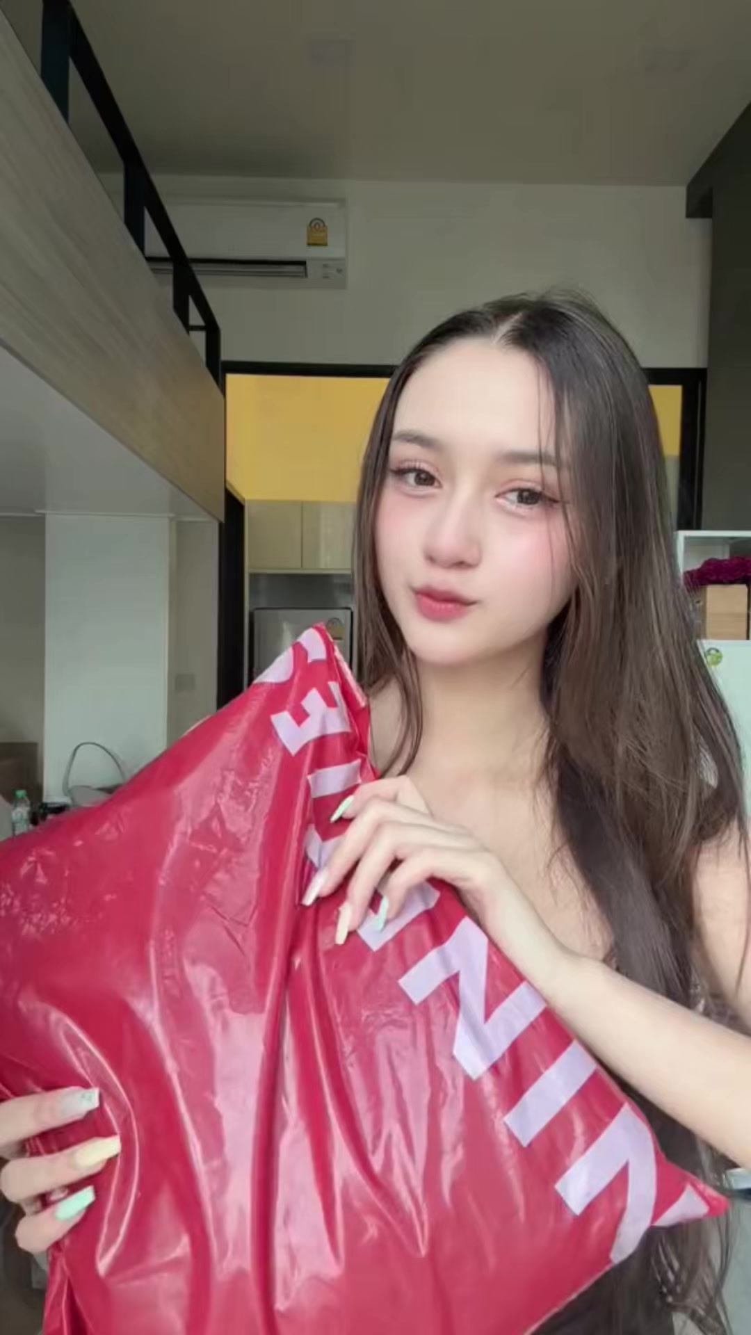 @Chaniliaa