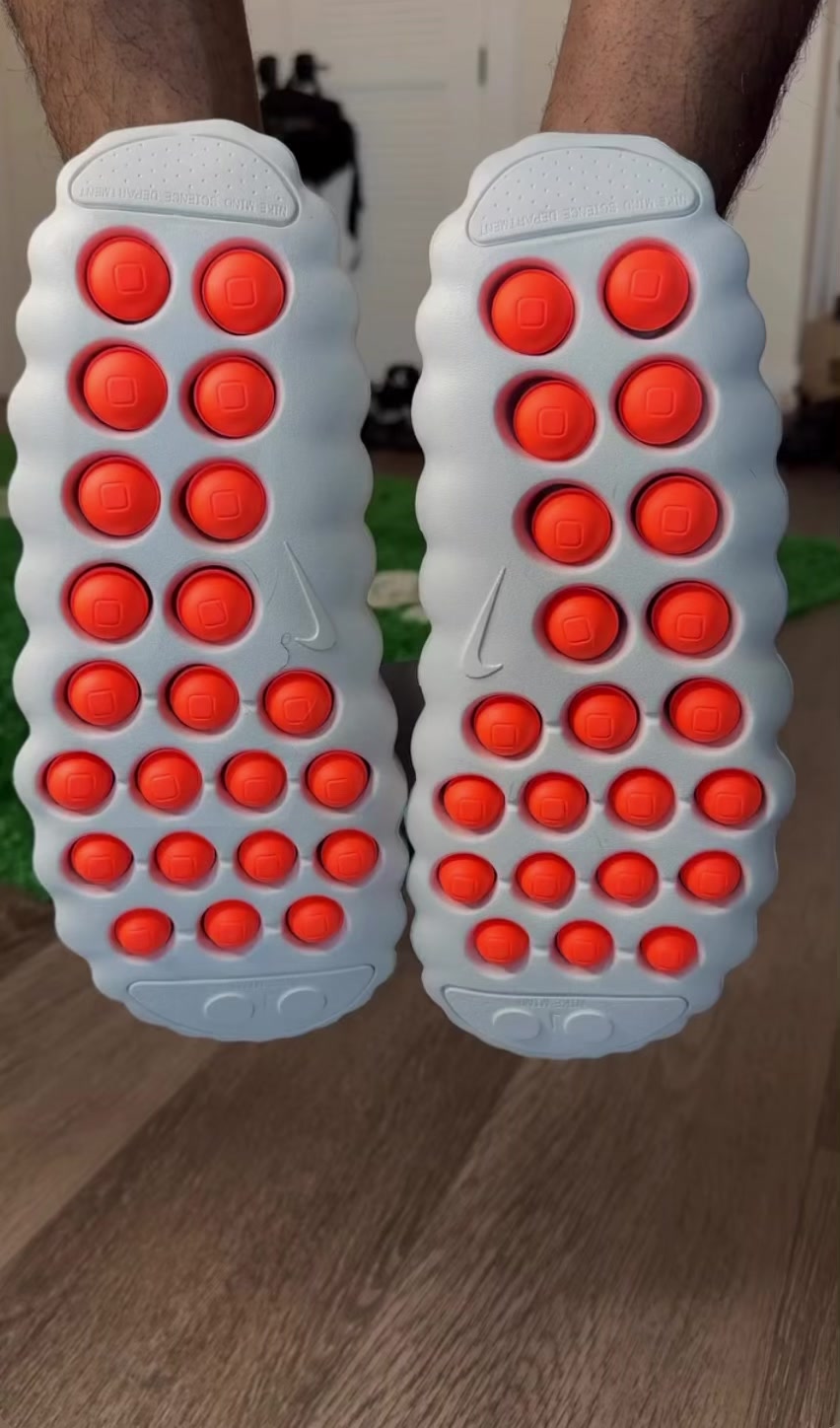 @🧠👟