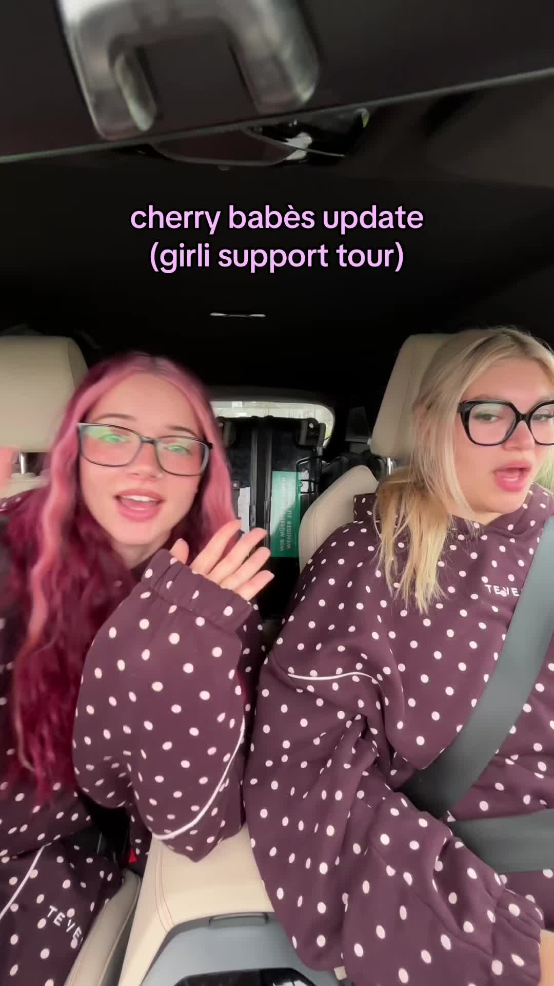 @VAN&Egrave;S