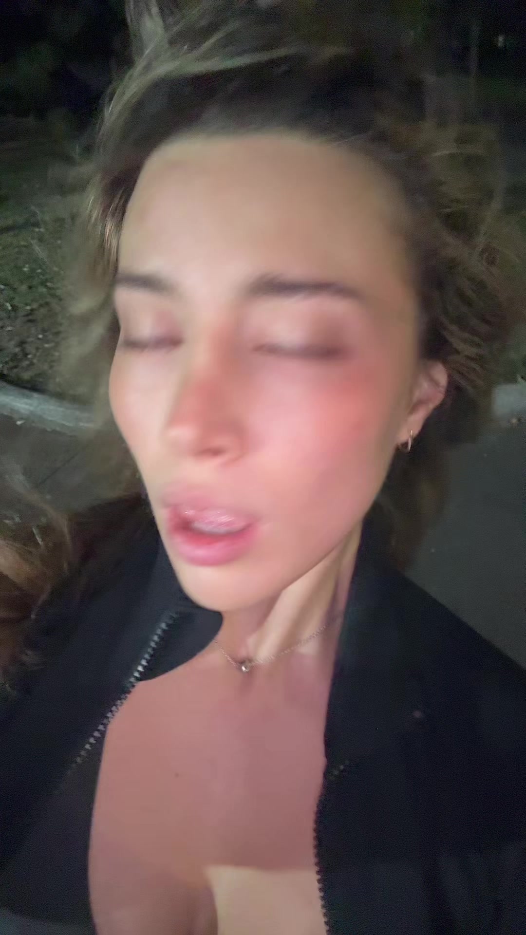 @Nicole