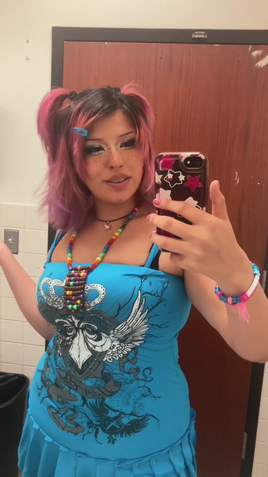 @sellystinka