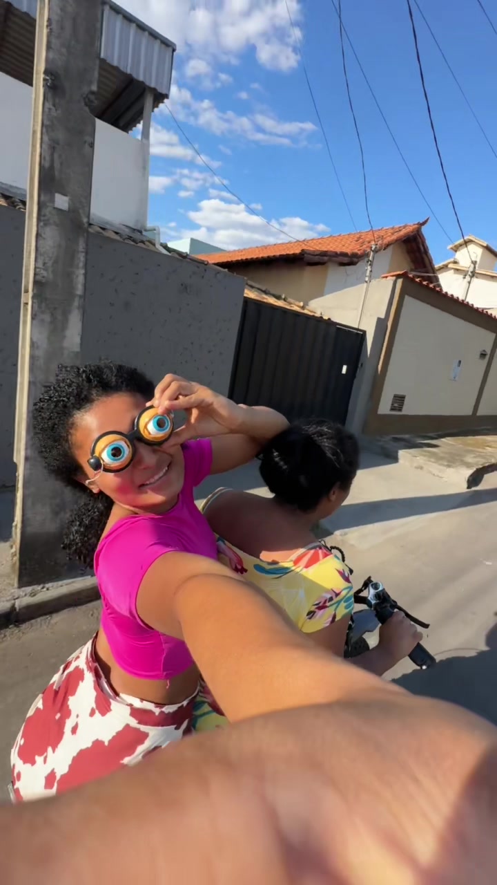 @Débora Cristina