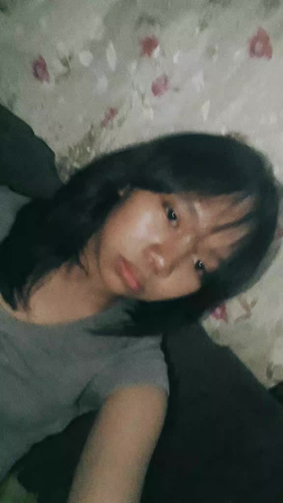 @yeshaangggg
