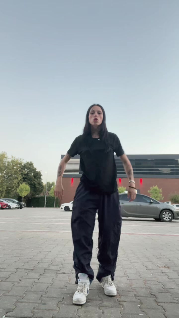 @Lara🇹🇷